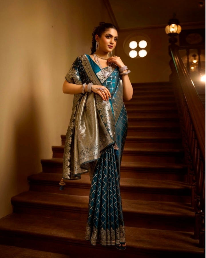 Heavy Border Soft Silk Designer Silk saree