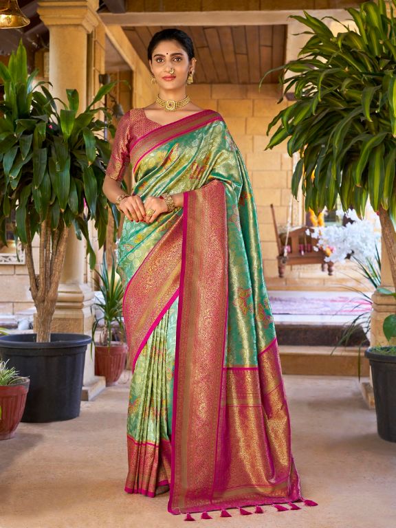 Handwoven Kanchipuram Silk Sarees : Tradition Of India